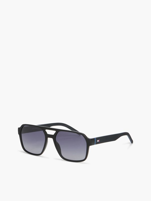 Sporty Navigator Frame Sunglasses — Black