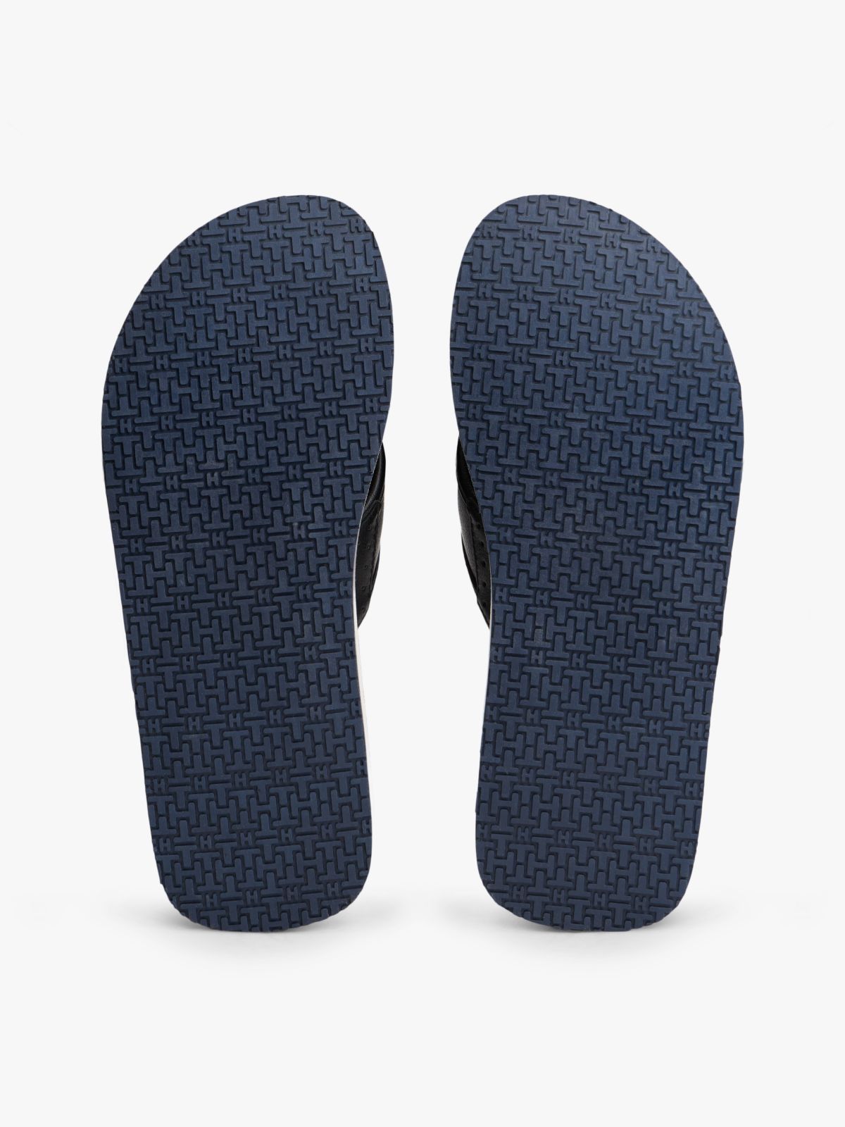 Classic Flip Flop — Black