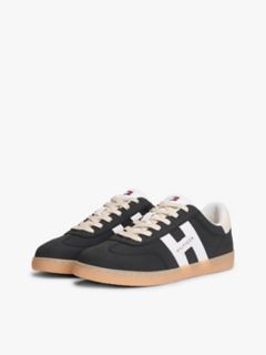 Hilfiger Logo Skater Sneaker — Black 2