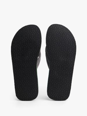 Мужские сандалии Tommy Hilfiger Logo Patch Flip-Flop, цвет: Средний серый — фото 5