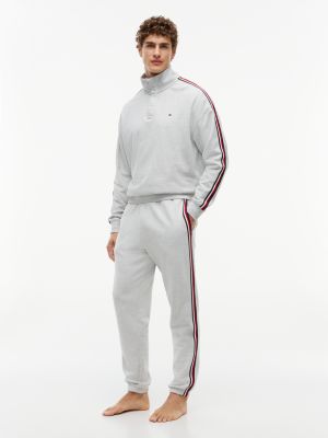 Мужские брюки Tommy Hilfiger Signature Stripe Terry Lounge Jogger, цвет: Ледяной серый меланжевый — фото 2