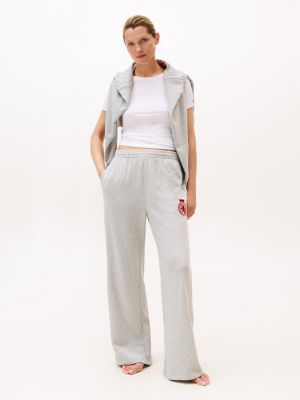 Embroidered Crest Logo Lounge Sweatpant, Light Grey Heather
