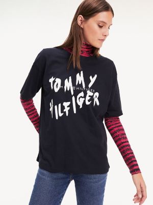 tommy hilfiger relaxed fit
