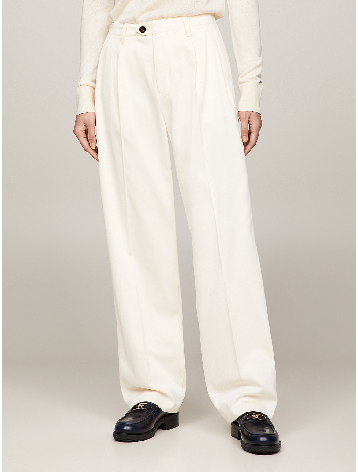 Tommy Hilfiger Relaxed Straight Fit Chino Pant In Calico