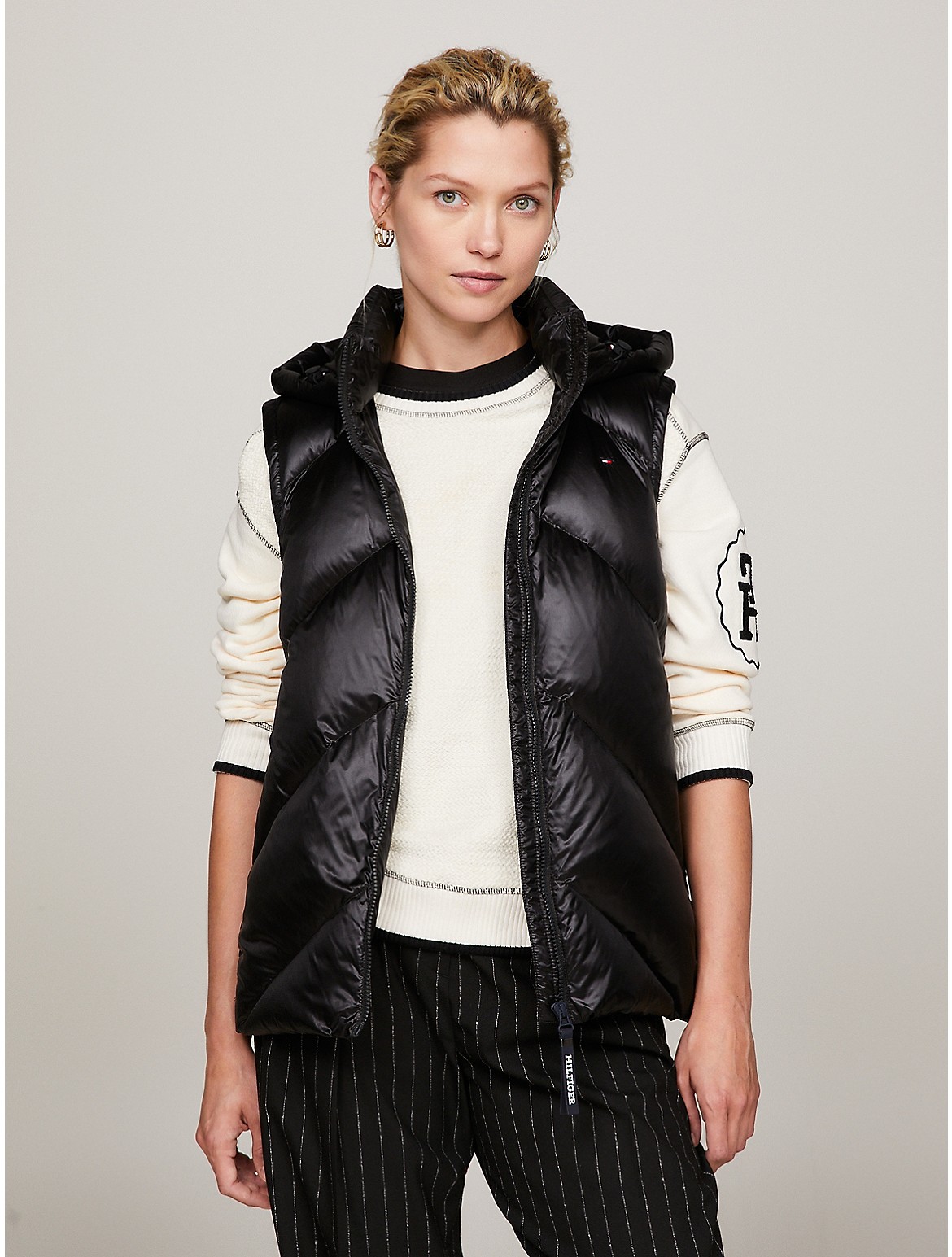 Tommy Hilfiger Hooded Duck Down Puffer Vest In Black