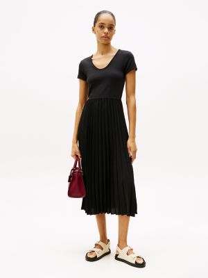 Pleated Scoop-Neck Midi Dress, Black