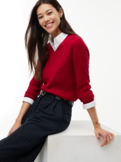 Lightweight Cable Knit V-Neck Sweater — Raspberry Juice 4
