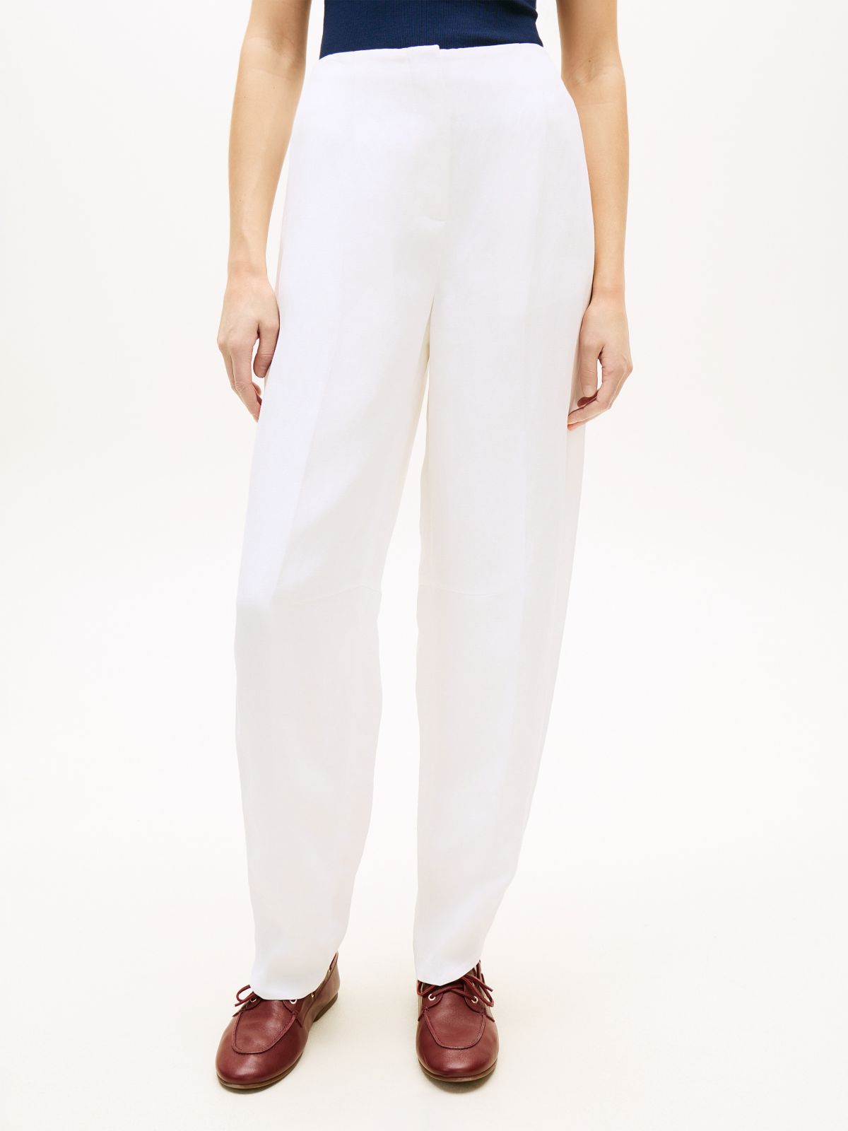 Tailored Linen-Blend Barrel Pant — Optic White