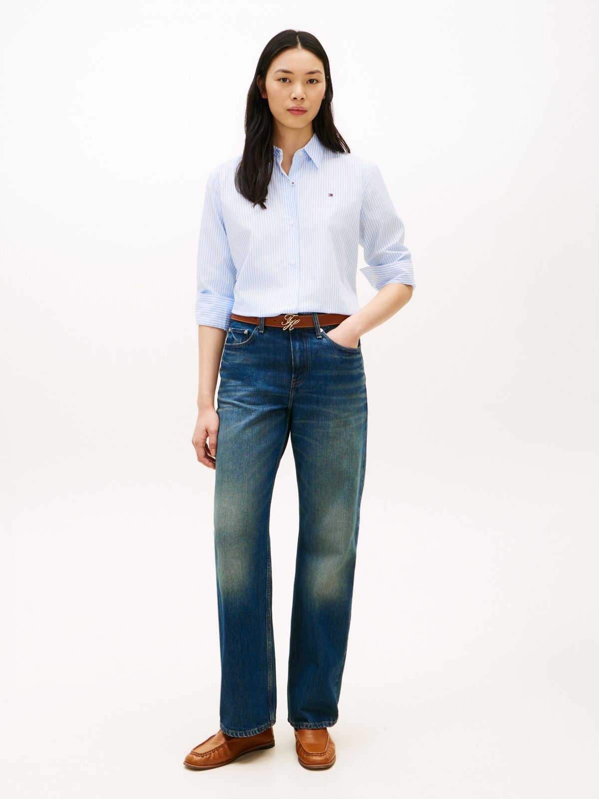 Mid-Rise Loose Straight Jean — Washed Denim