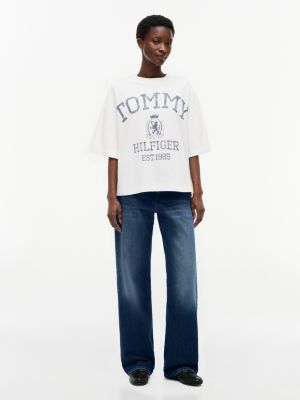 Женские футболки Tommy Hilfiger Relaxed Fit Varsity Crest Logo T-Shirt — фото 2