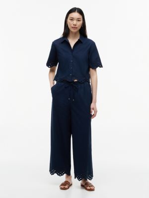 Embroidered Eyelet Cropped Pull-On Pant, Dark Night Navy
