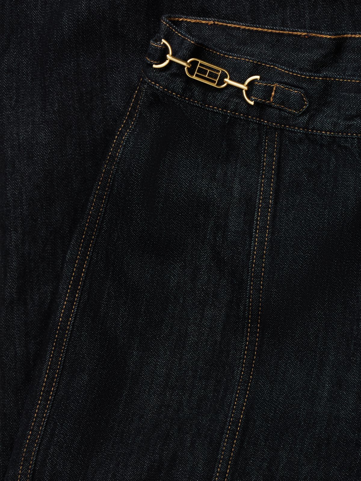 High-Rise Logo Hardware Wide Leg Jean — Rinse