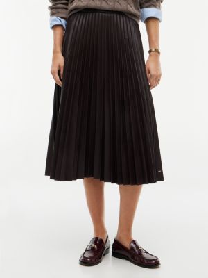 Женская юбка Tommy Hilfiger Pleated Faux Leather Midi, цвет: Шоколадный — фото 1