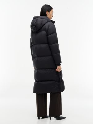 Женская куртка Tommy Hilfiger Water-Repellent Down Maxi Puffer, цвет: Чёрный — фото 4