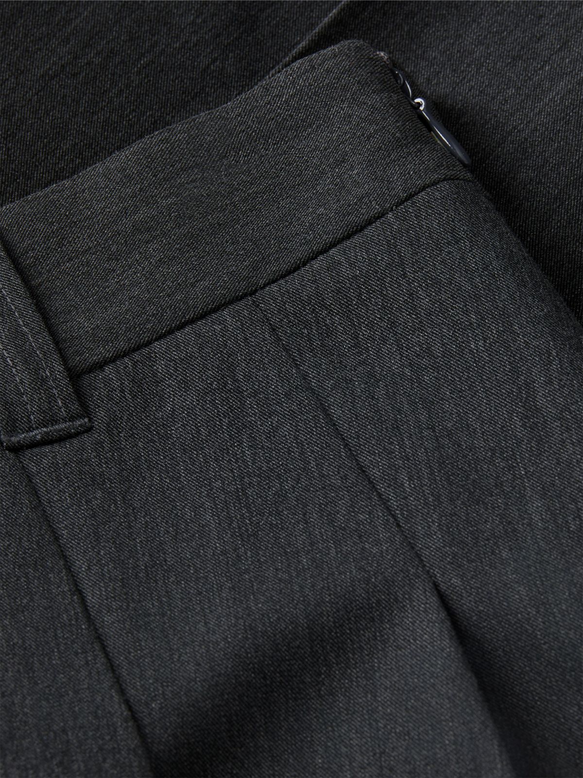 Pleated Stretch Twill Skirt — Medium Grey Heather