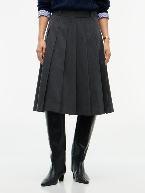 Pleated Stretch Twill Skirt — Medium Grey Heather