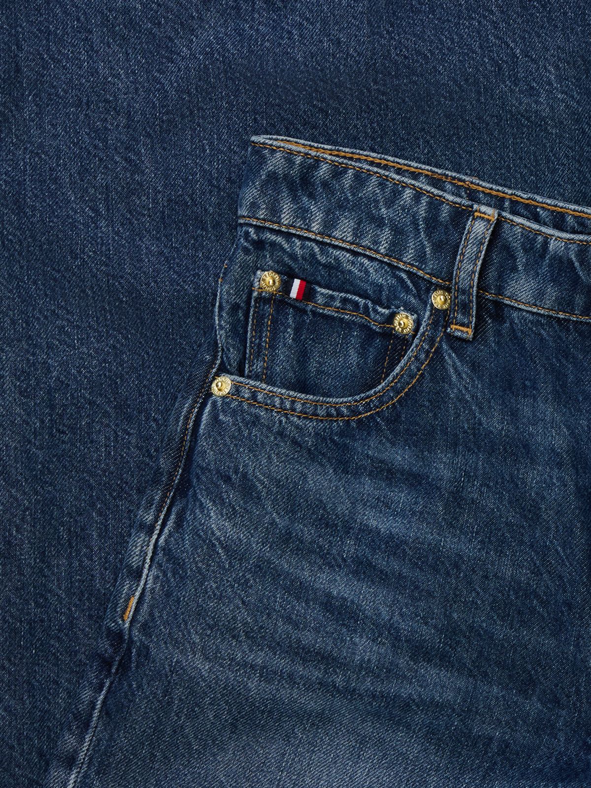 Medium Wash High-Rise Wide Leg Jean — Blue