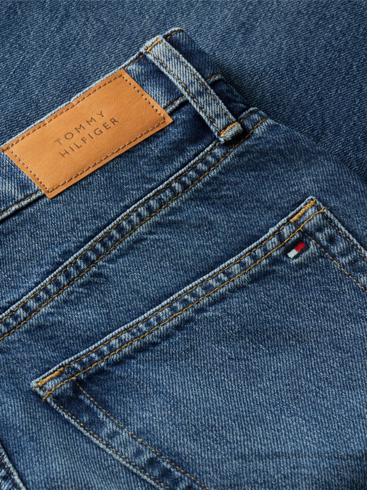 Medium Wash High-Rise Wide Leg Jean — Blue