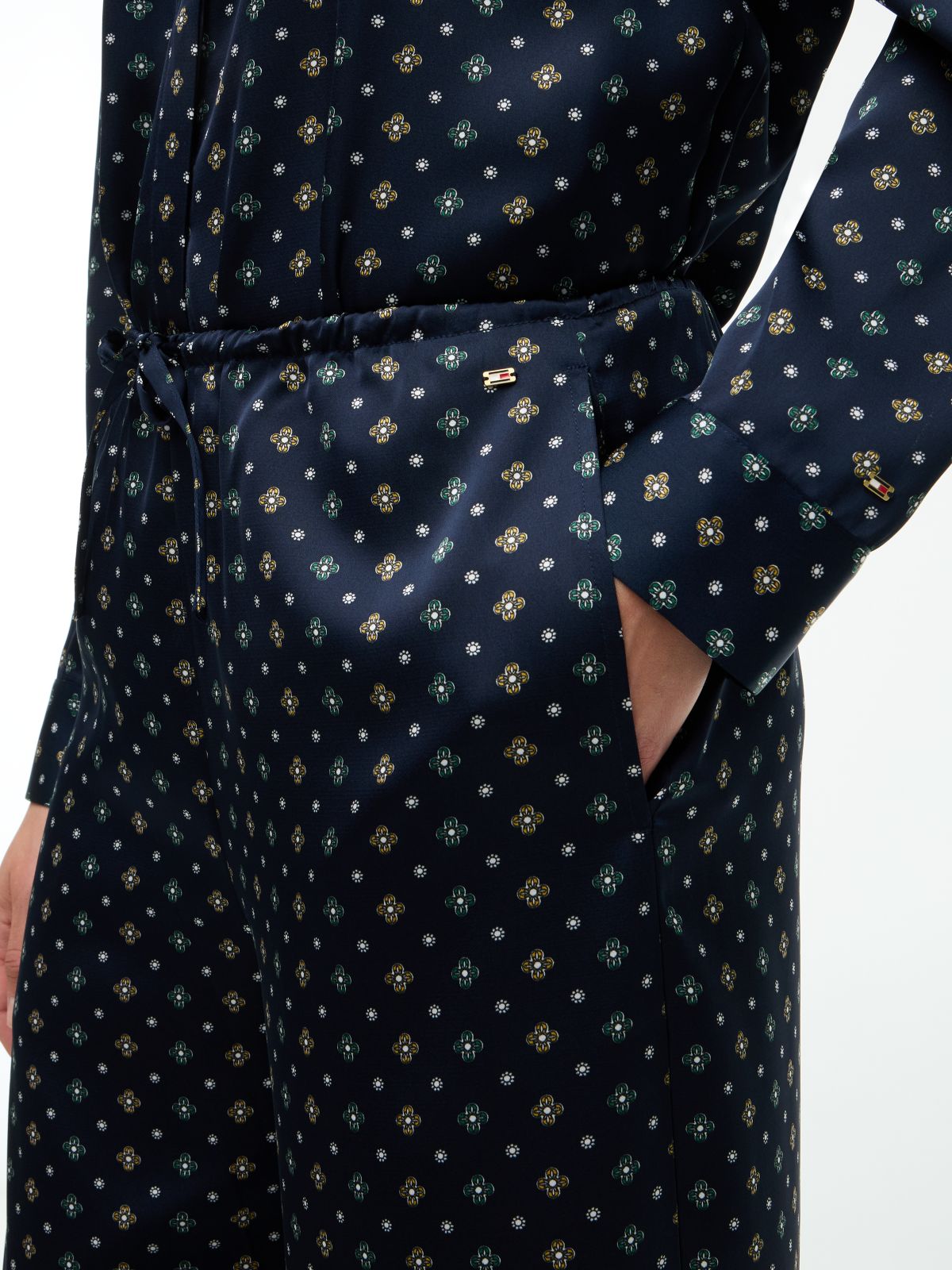 Foulard Print Satin Pull-On Pant — Navy Foulard
