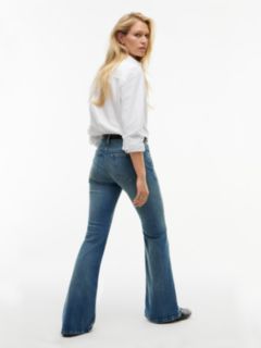 Mid-Rise Stretch Flared Jean — Mid Wash 3