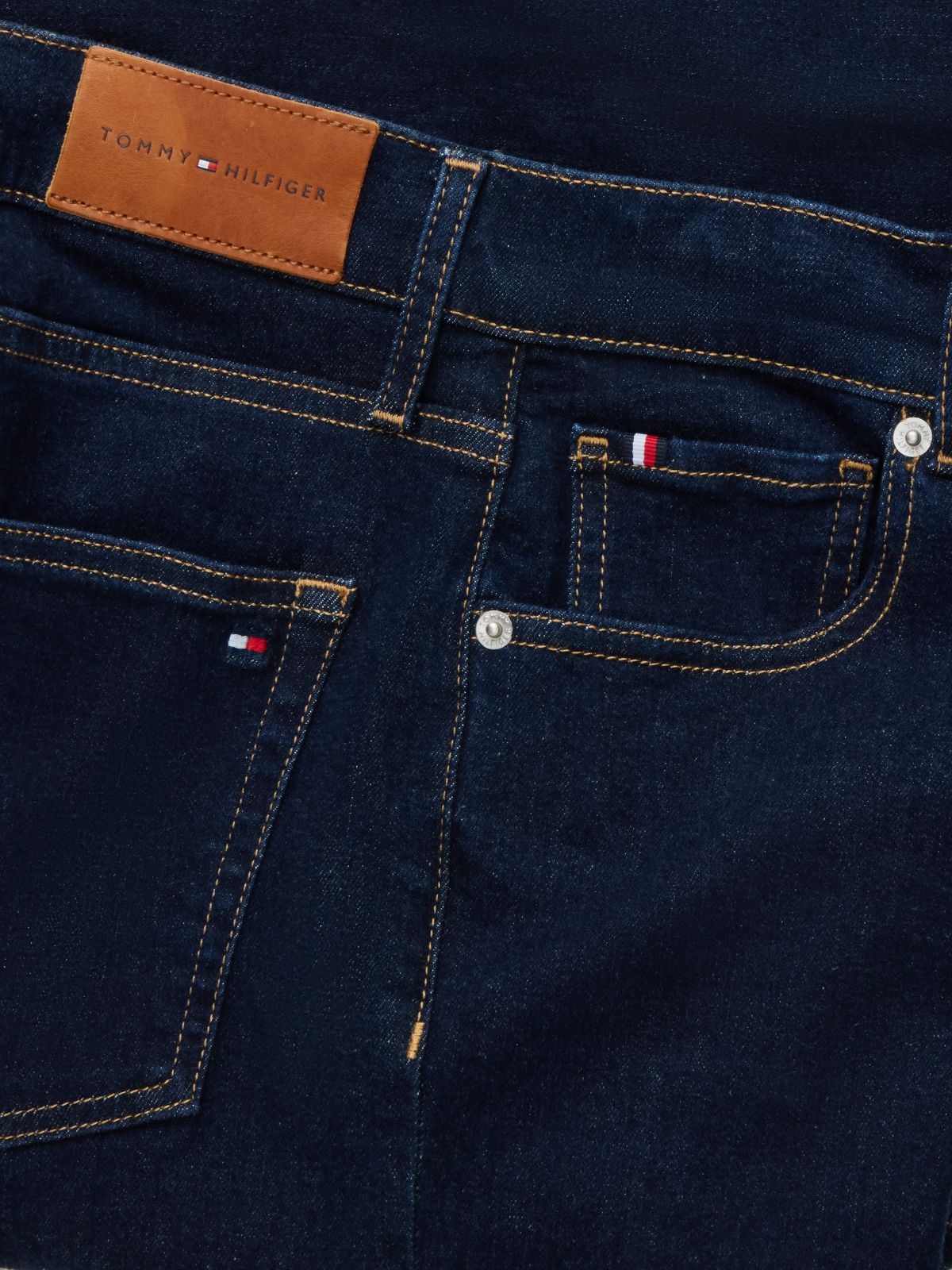 Mid-Rise Stretch Flared Jean — Deep Dark Wash