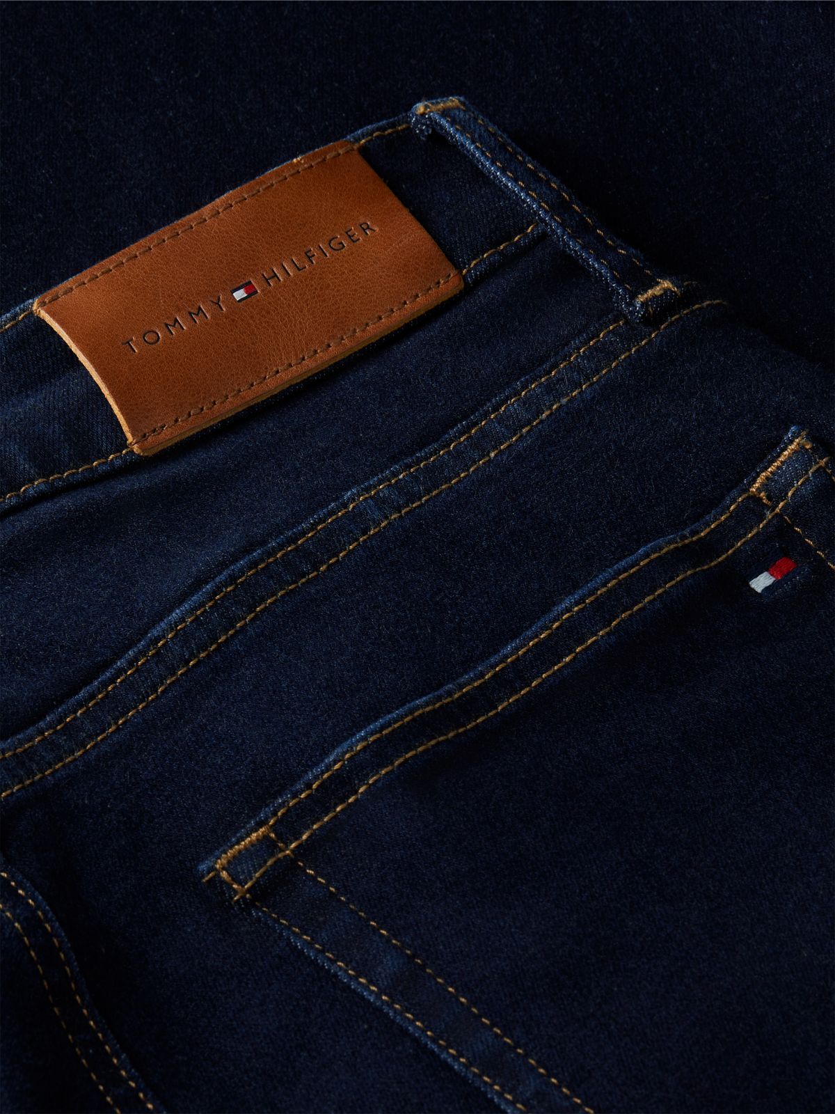 Mid-Rise Stretch Flared Jean — Deep Dark Wash