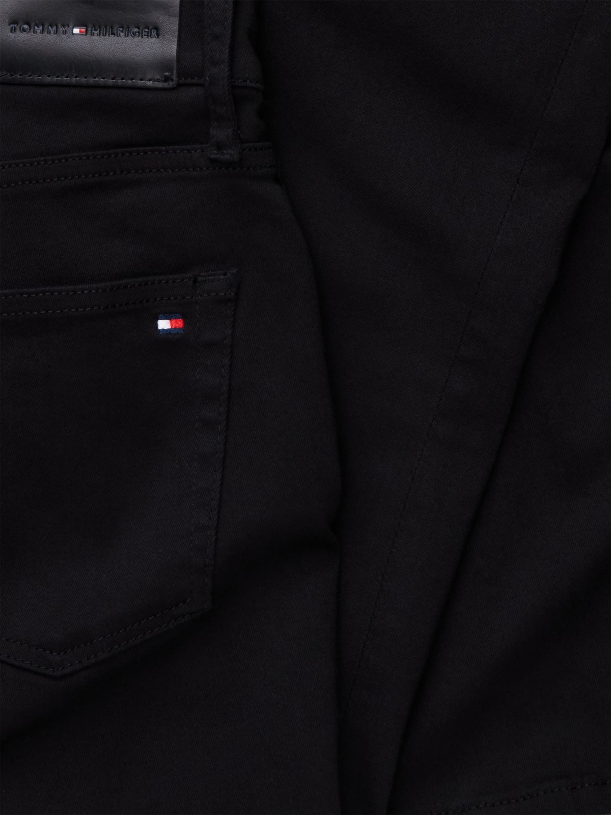 Mid-Rise Stretch Flared Jean — Stay Black
