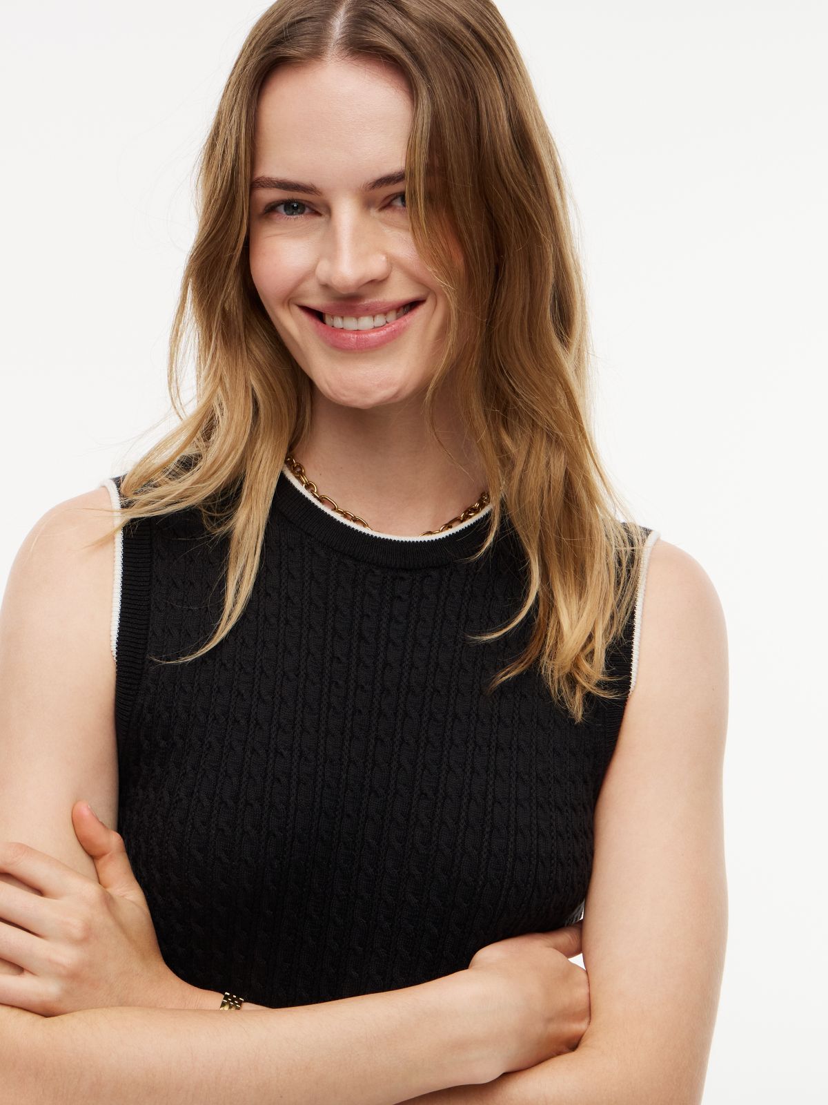 Mixed-Media Sleeveless Pleated Dress — Black