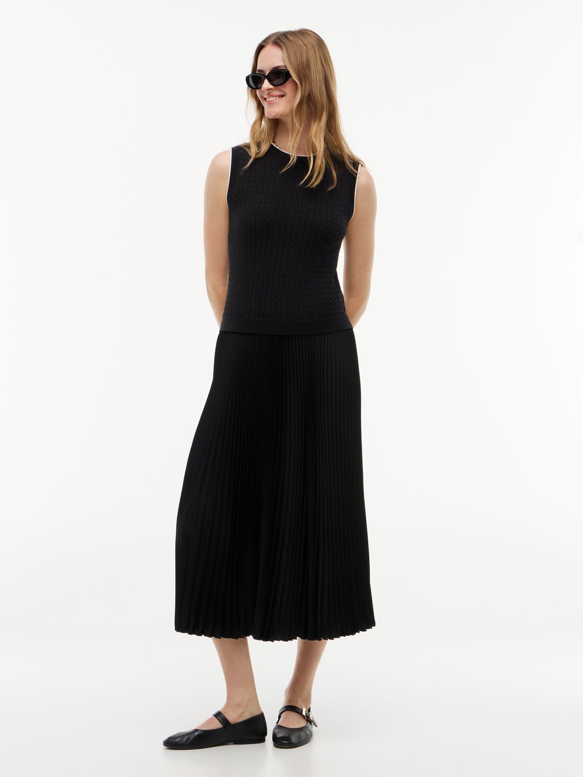 Mixed-Media Sleeveless Pleated Dress — Black