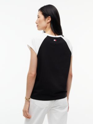 Женская футболка Tommy Hilfiger Tommy x Cadillac F1® Team Mexico, цвет: Чёрный — фото 4