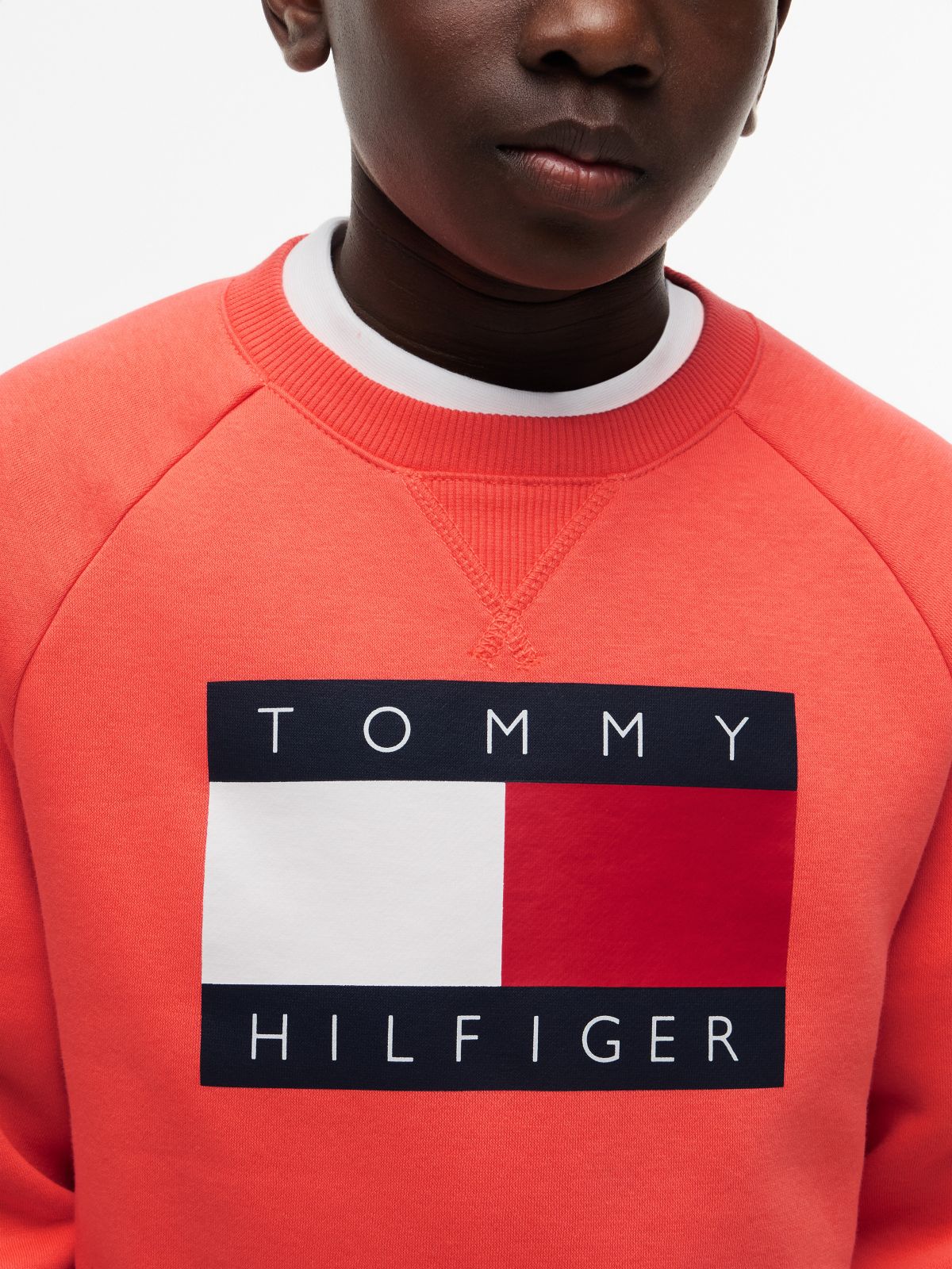 Kids' Tommy Flag Logo Raglan Sweatshirt — Island Punch