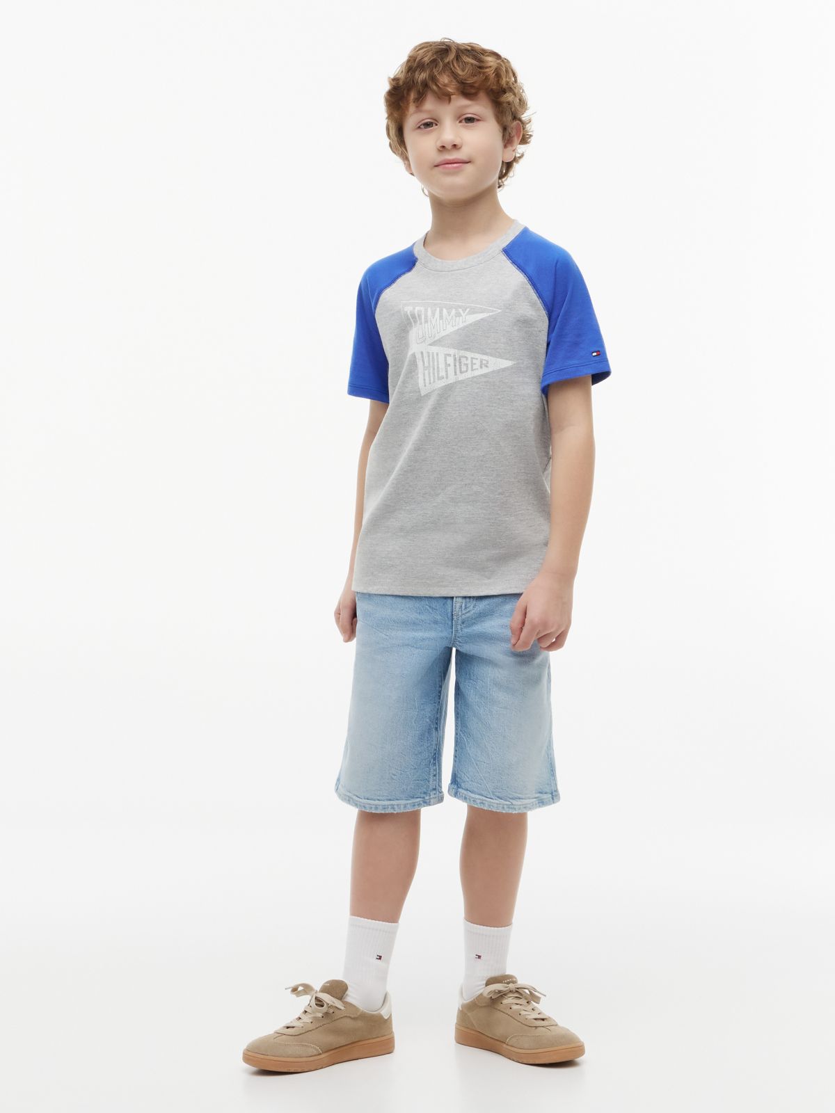 Kids' Pennant Logo Raglan T-Shirt — Light Grey Heather
