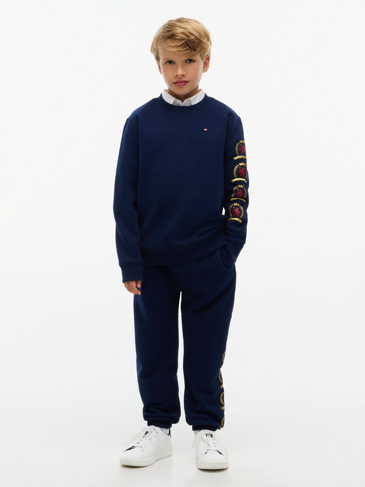 Kids' Crest Logo Sweatpant — Carbon Navy