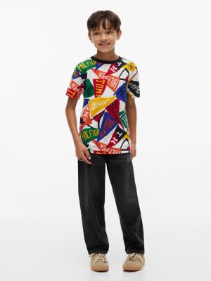 Детские футболки Tommy Hilfiger Kids' Allover Varsity Pennant T-Shirt — фото 2
