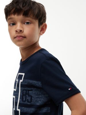 Детские футболки Tommy Hilfiger Kids' Varsity Stripe Logo T-Shirt — фото 3