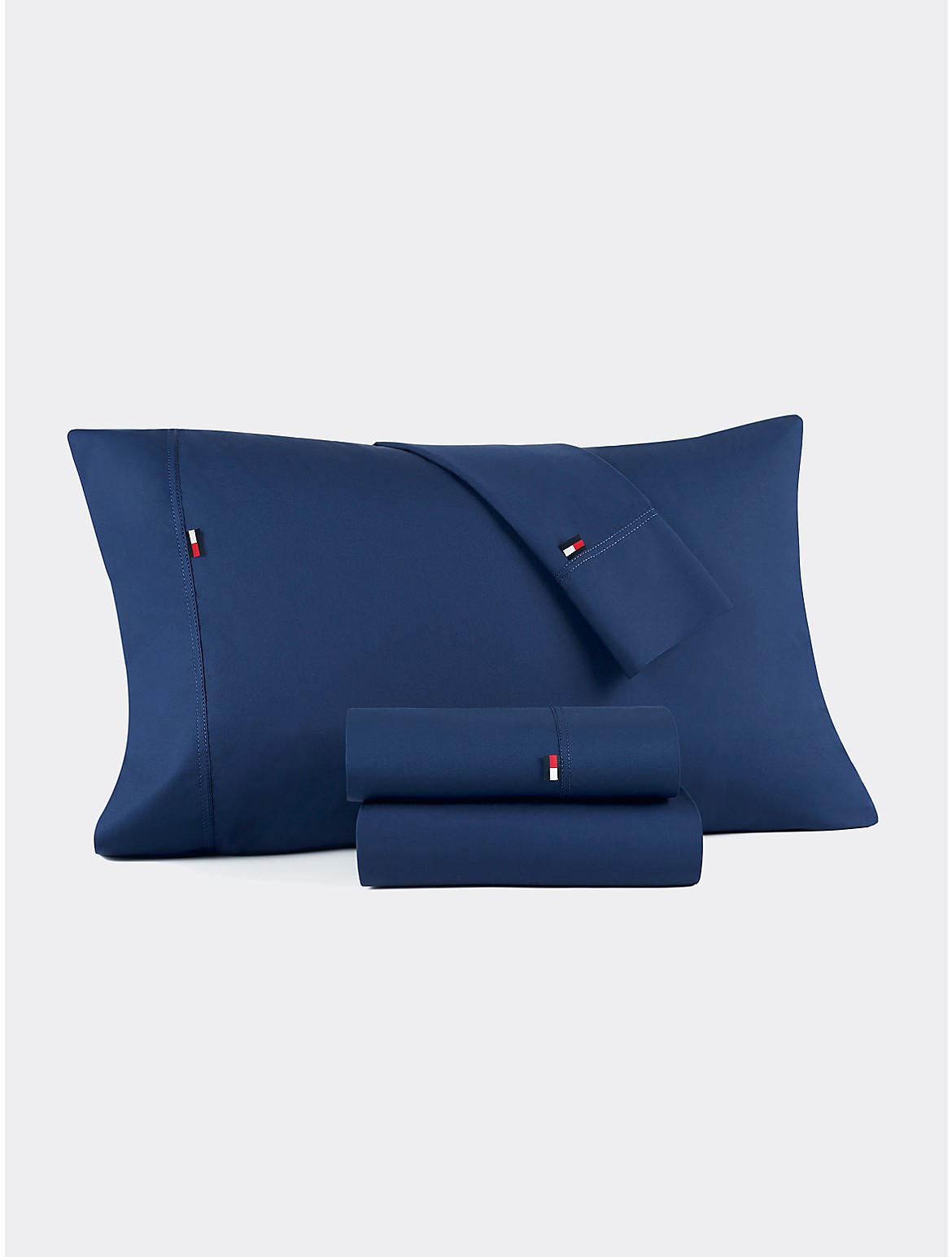 Tommy Hilfiger Signature Solid Dark Blue Pillowcase Set - Blue - STANDARD