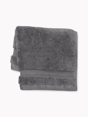Signature Solid Washcloth in Dark Gray