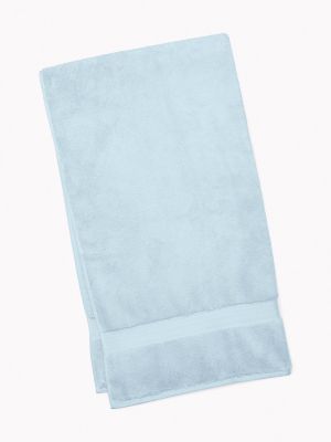 Tommy Hilfiger Signature Solid Bath Towel in Cashmere Blue - Blue