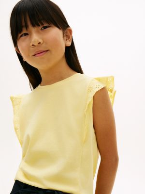 Детские футболки Tommy Hilfiger Kids' Embroidered Eyelet Flutter T-Shirt — фото 3