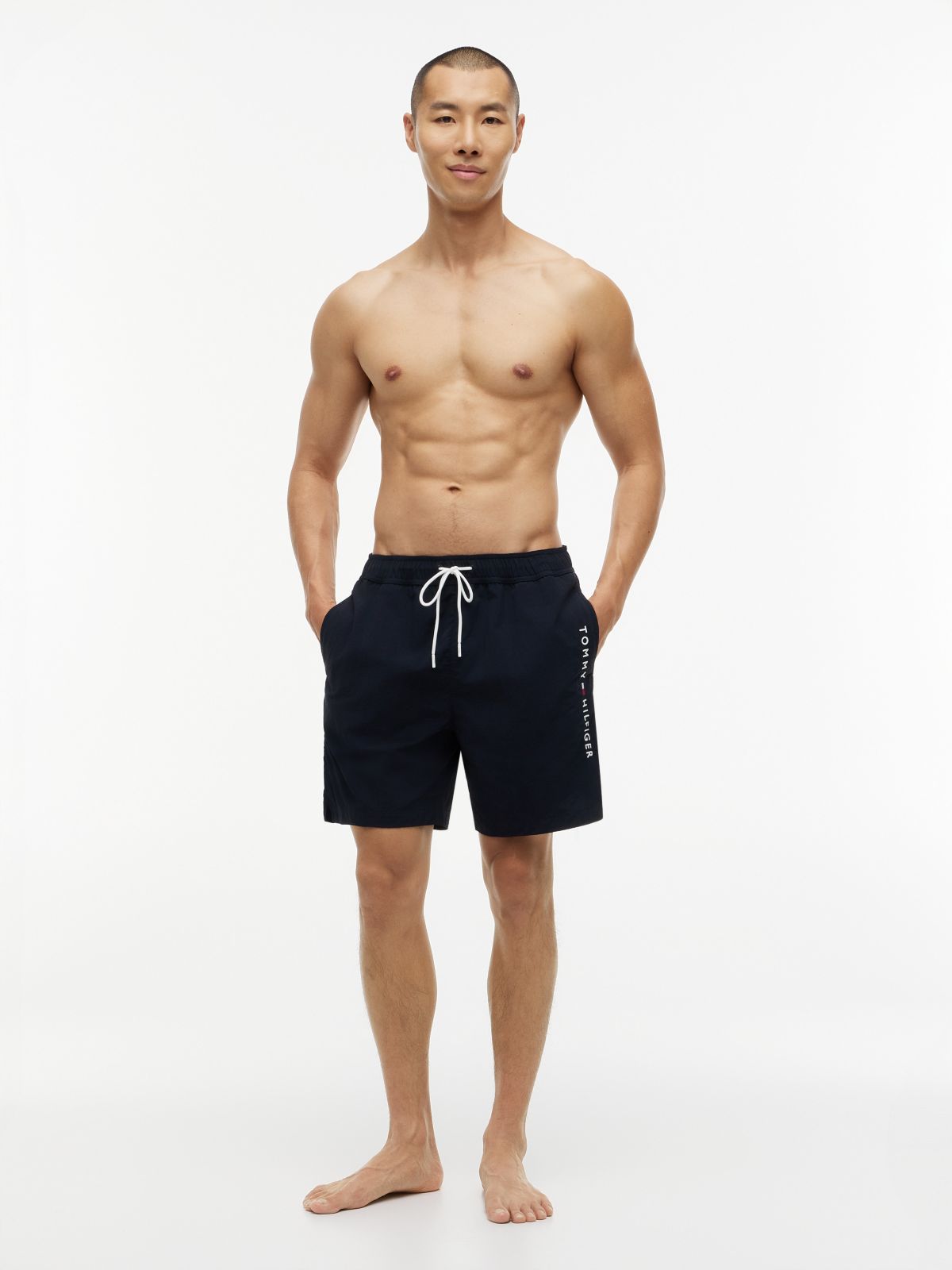 Tommy Logo 7" Swim Trunk — Navy