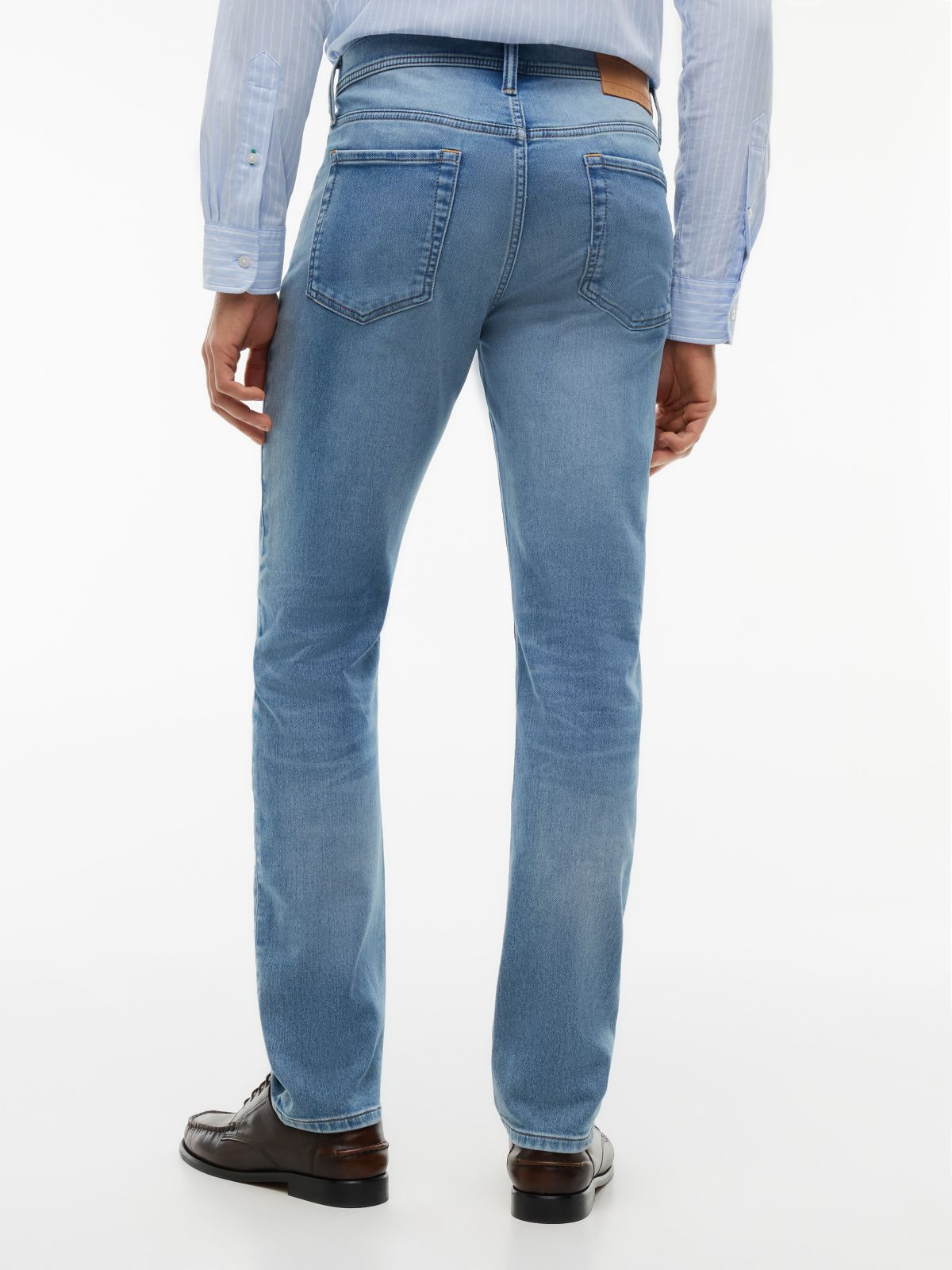 THFlex Knit Denim Slim Jean — Light Medium Wash