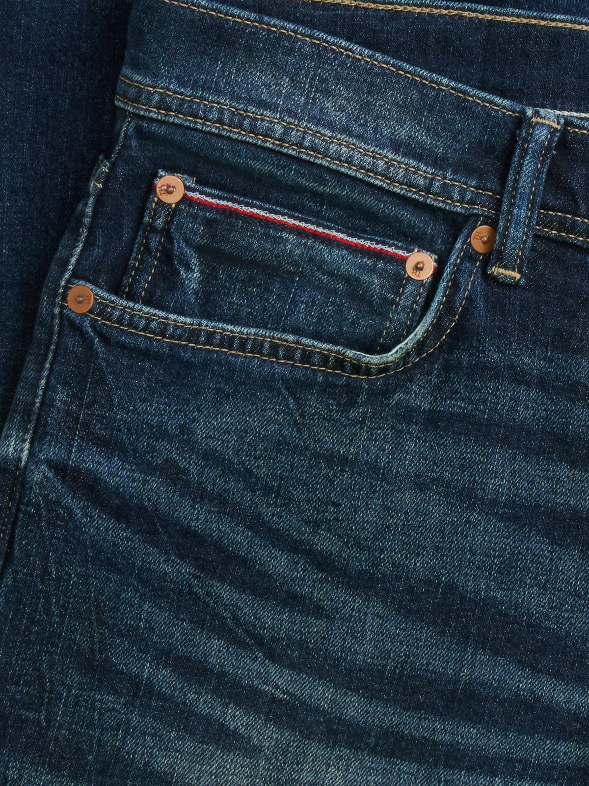 Lightweight Stretch Slim Jean — Medium Wash