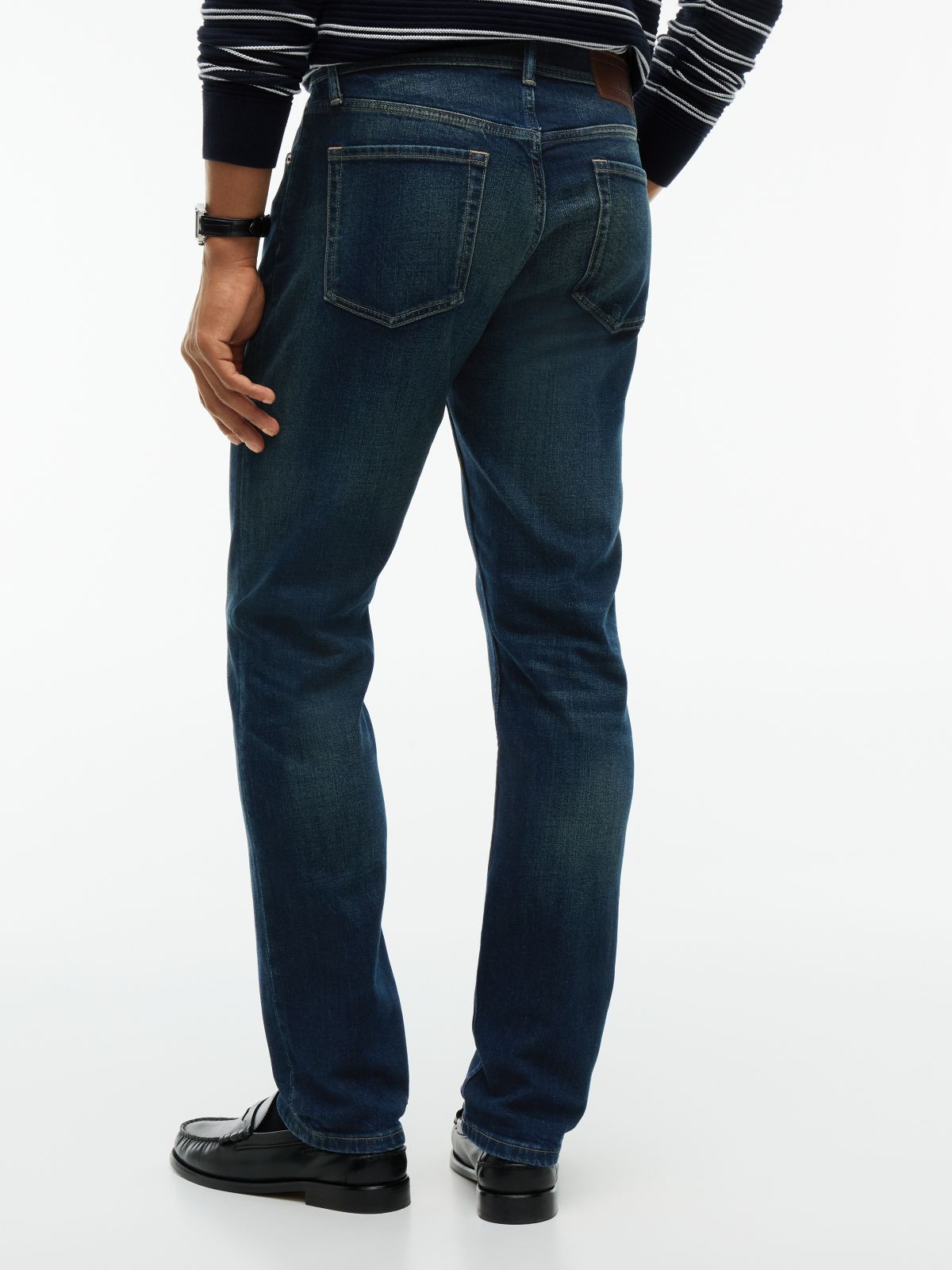 Lightweight Stretch Slim Jean — Medium Wash