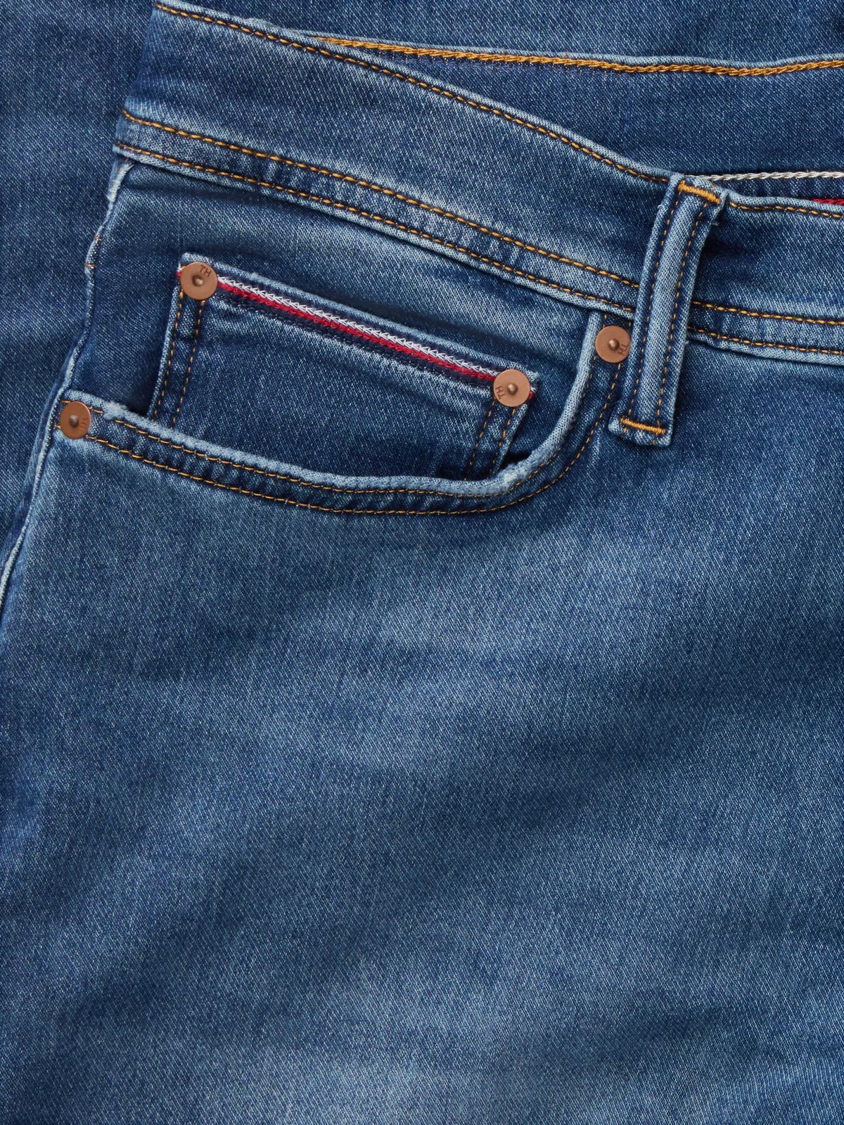 Stretch Straight Jean — Dark Medium Wash