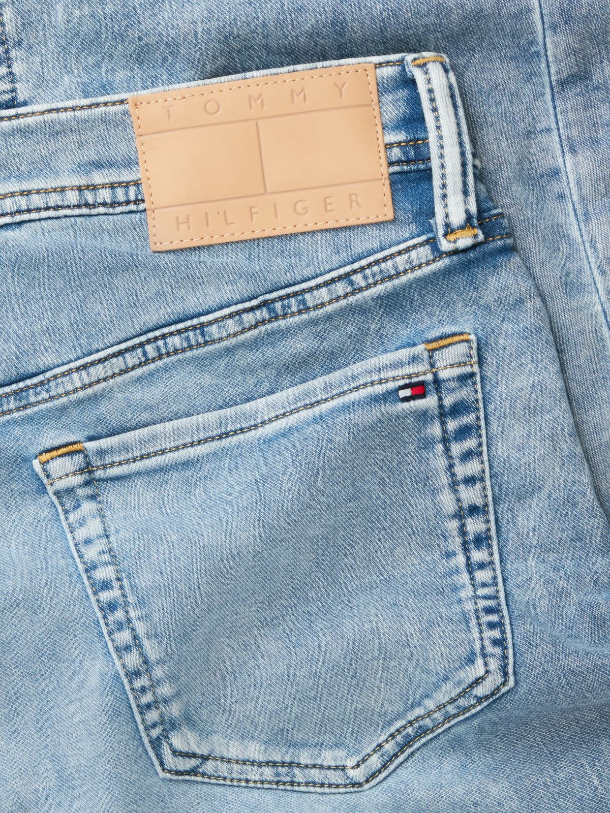 Stretch Straight Jean — Light Wash