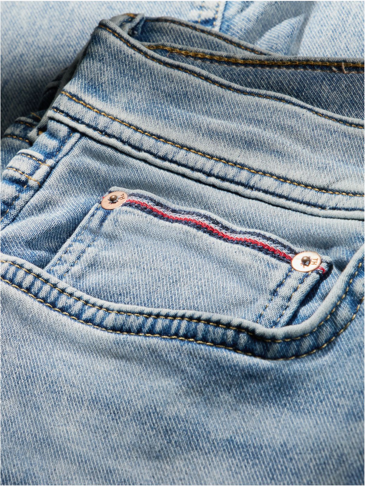 Stretch Straight Jean — Light Wash