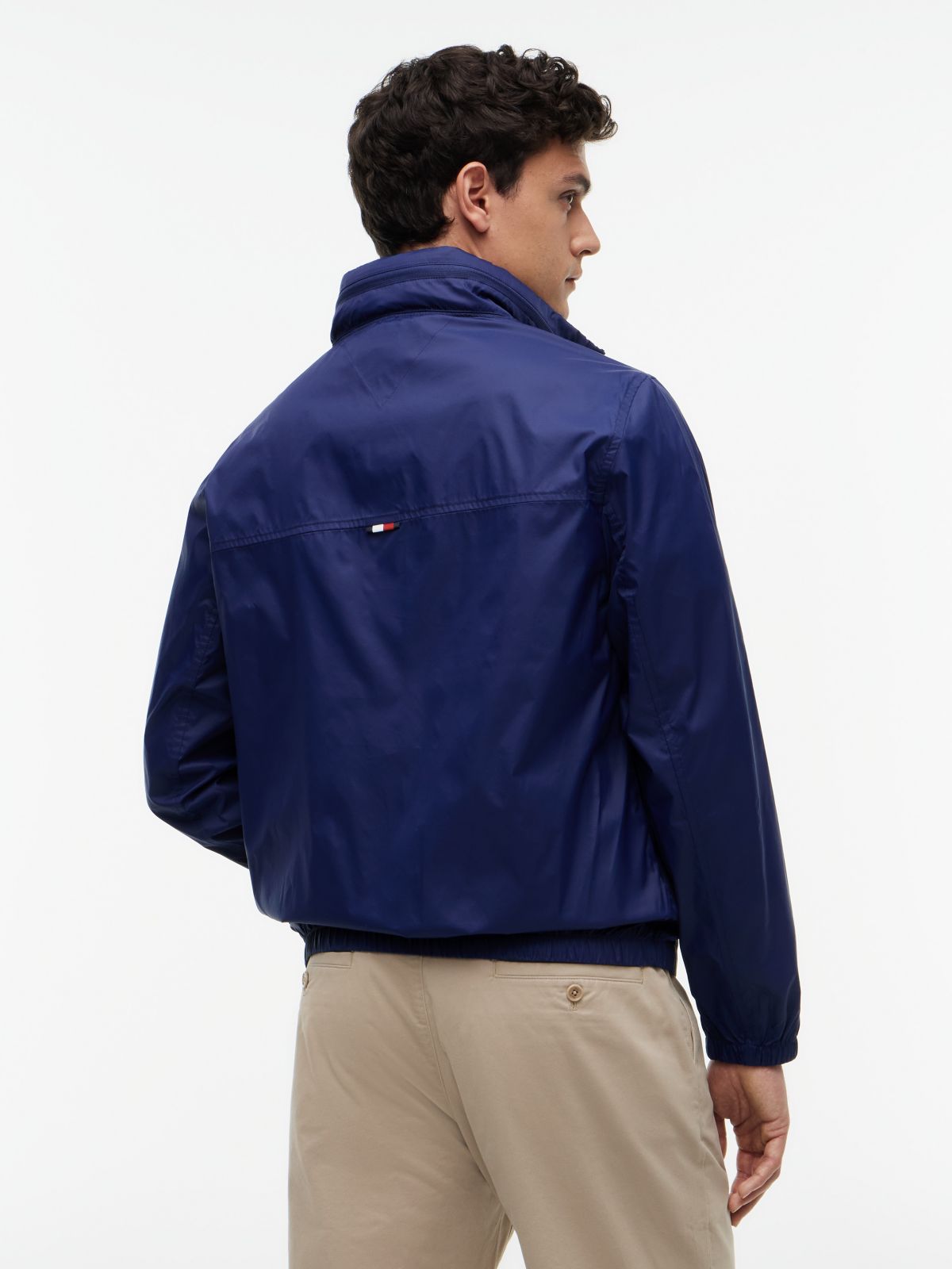 Water-Repellent Ripstop Windbreaker — Navy