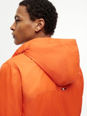 Мужские куртки Tommy Hilfiger Water-Repellent Ripstop Windbreaker — фото 3