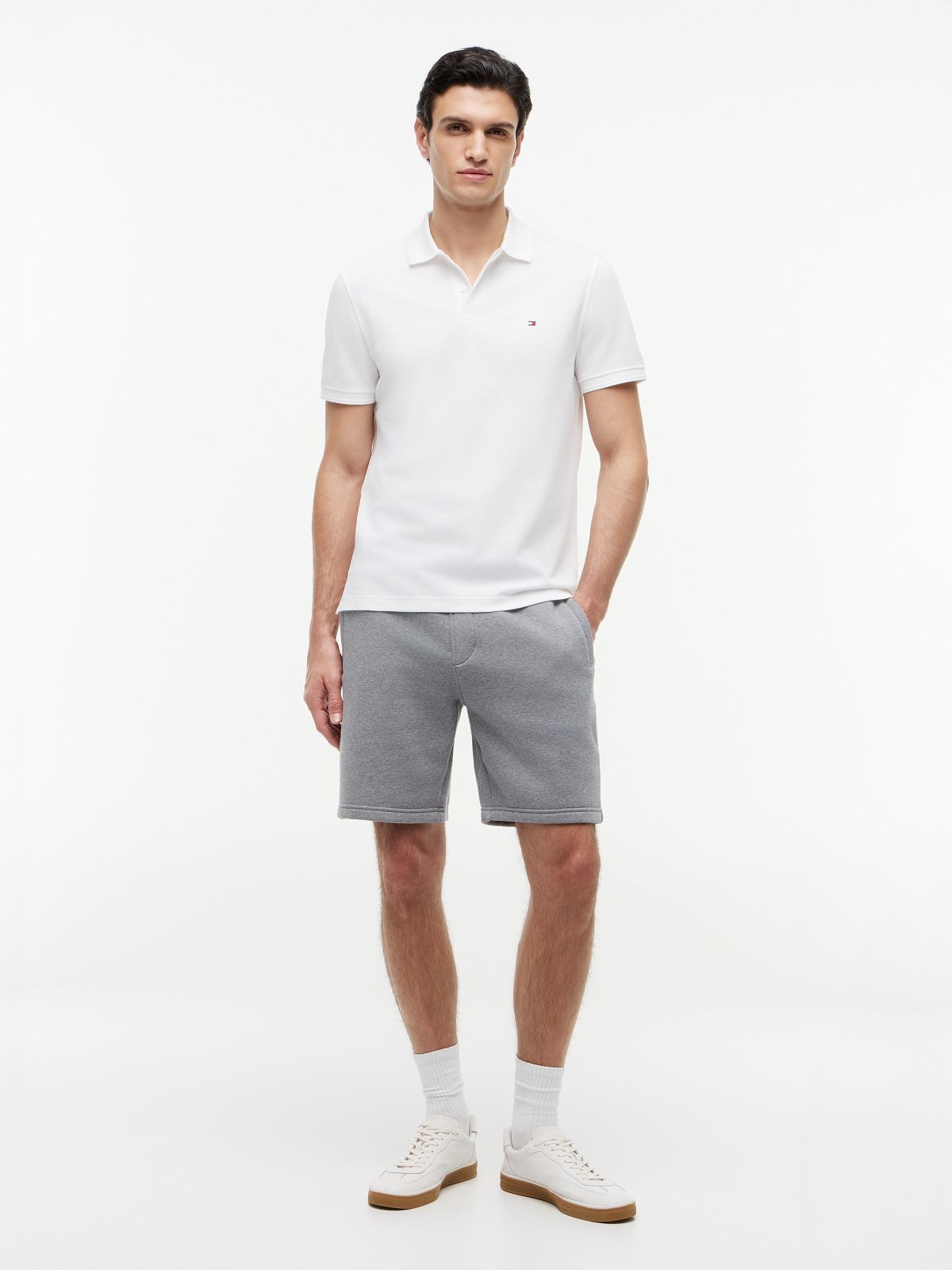 Regular Fit 8" Brushed Fleece Sweatshort — Grey