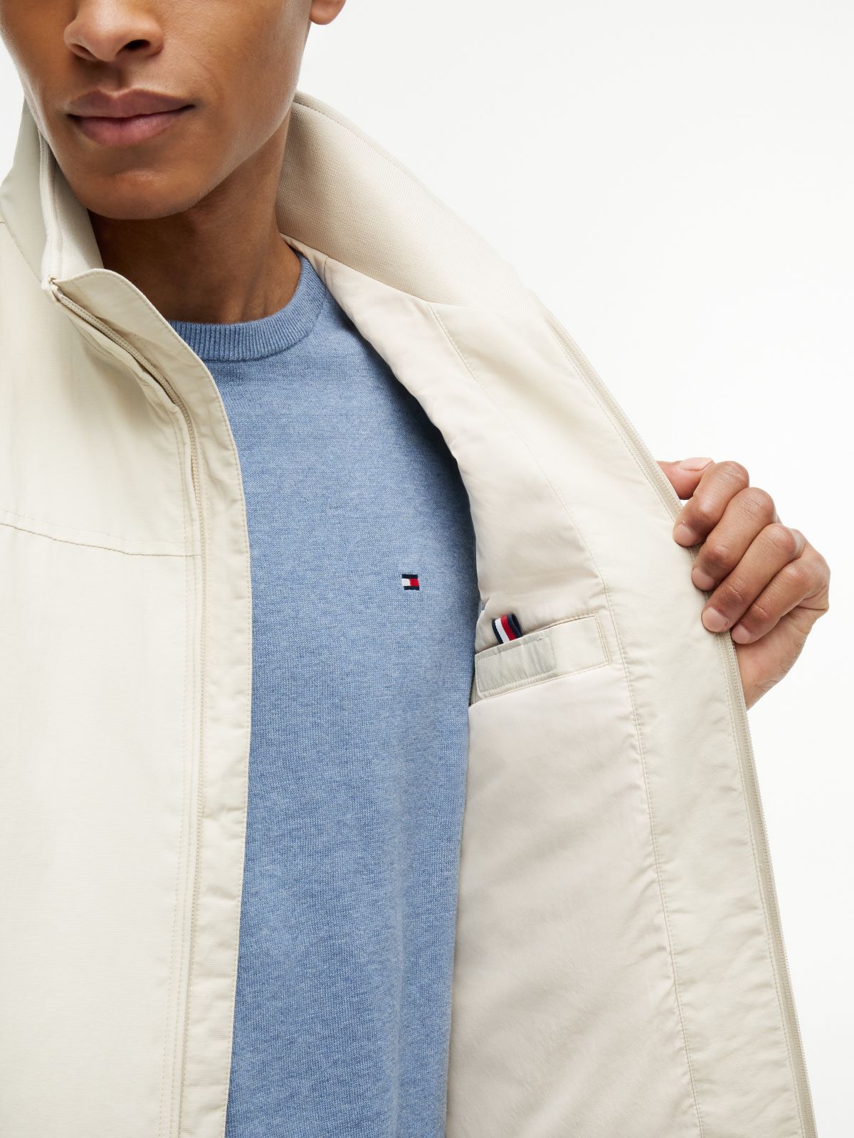 Water-Repellent Regatta Vest — Casablanca